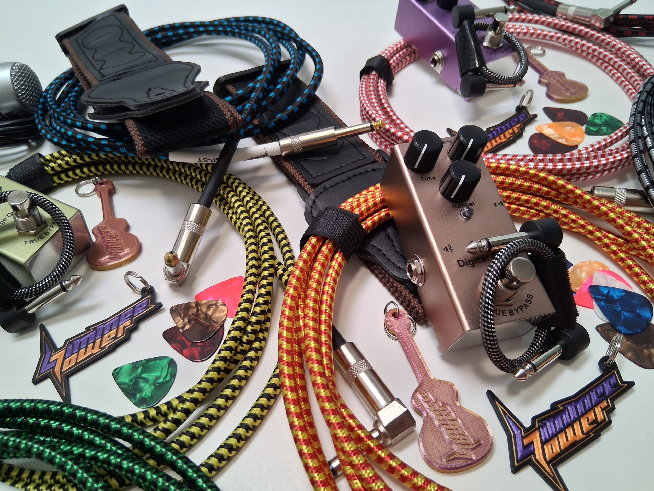 Gift Pack - Digital Delay Pedal includes GP/ST 10 ft cable (color of your choice) - Image 3